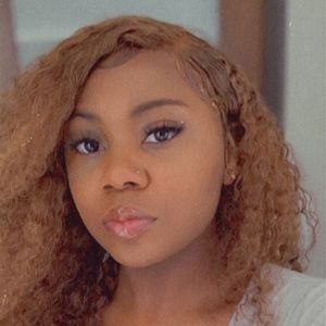 Meet your Posher, Jerashia